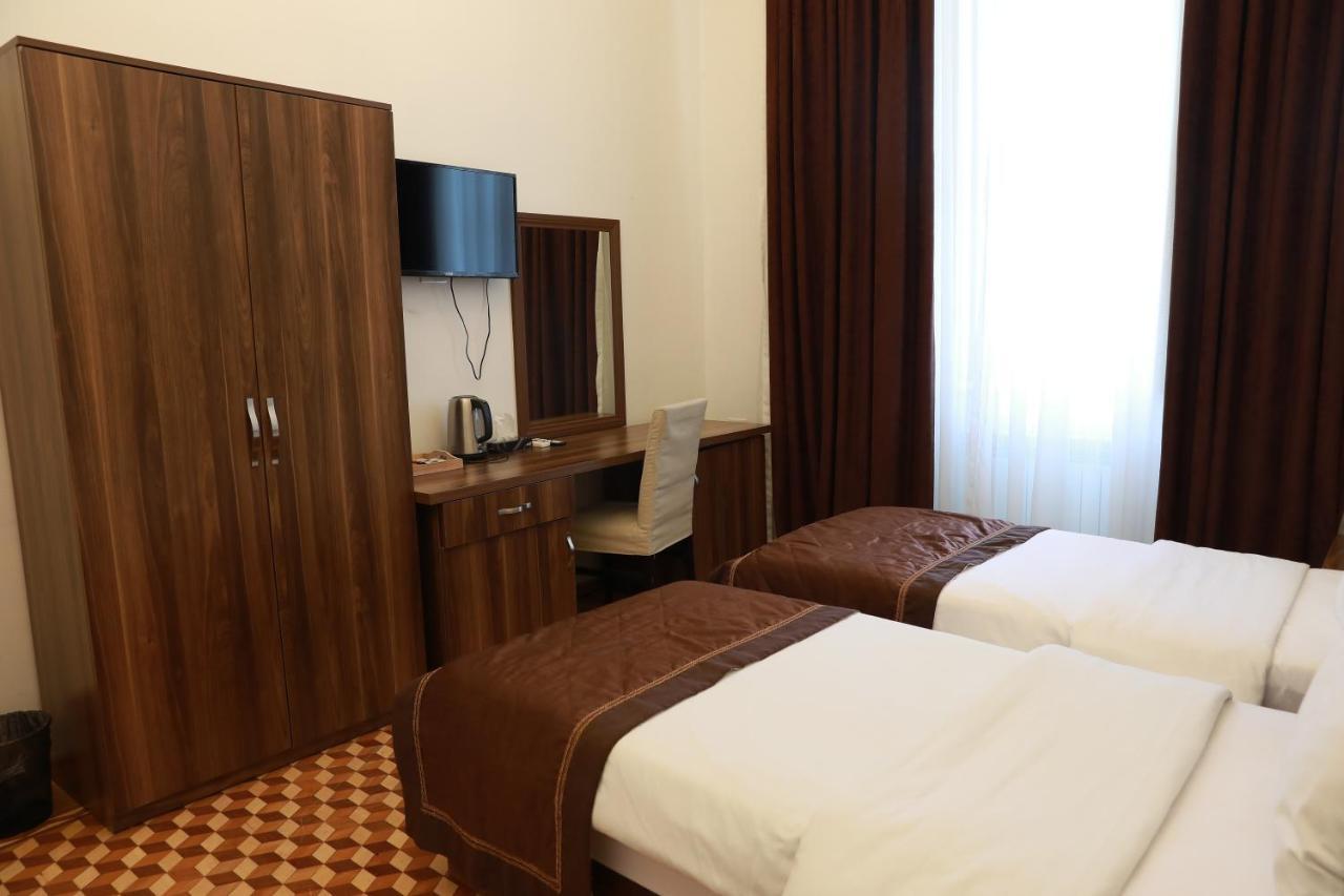 Malakan Hotel Baku Extérieur photo